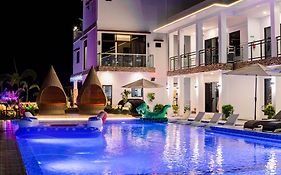 Sonrisa Resort De Playa By Hiverooms